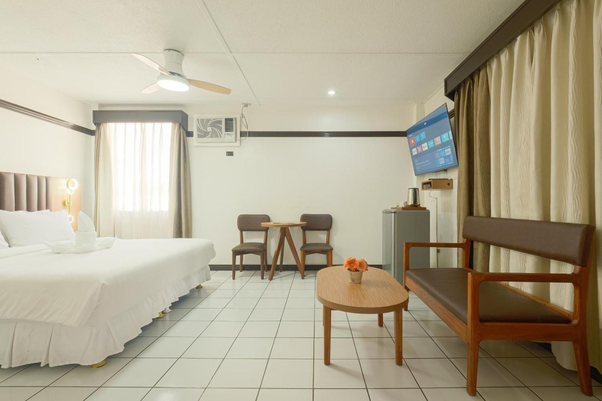 オーキッド イン アンヘレス 部屋 写真